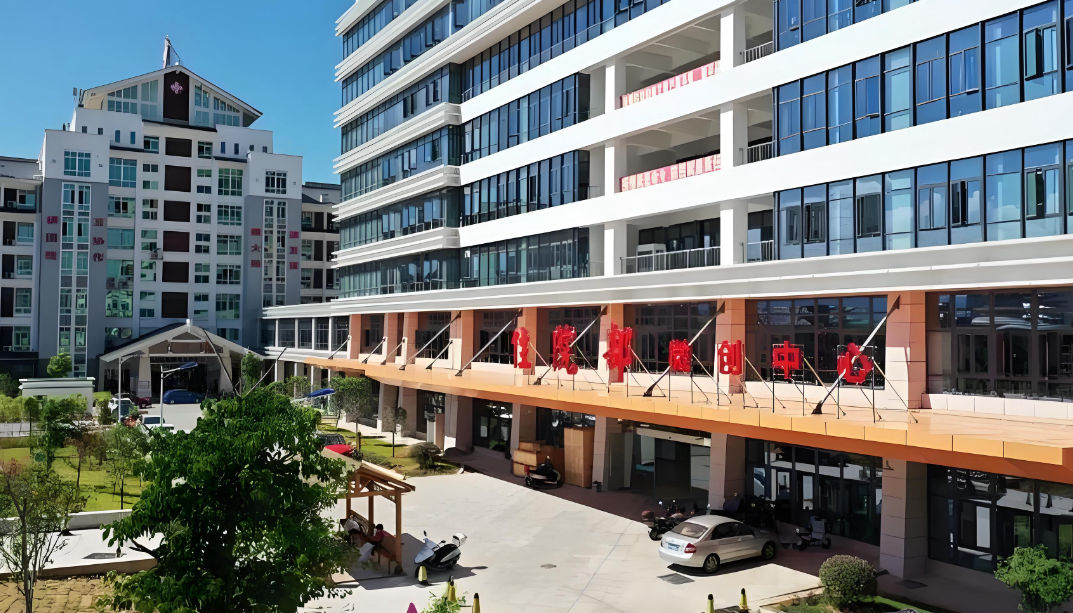 连城县医院<font color='red'><font color='red'>机房</font><font color='red'>动环</font></font>项目